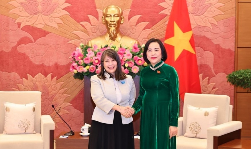 NA Vice Chairwoman receives UNICEF, CRC leaders